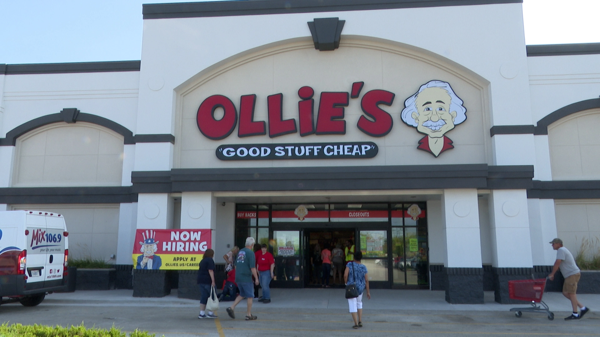 Ollie’s Bargain Outlet, Inc. Announces New 68 Million Distribution