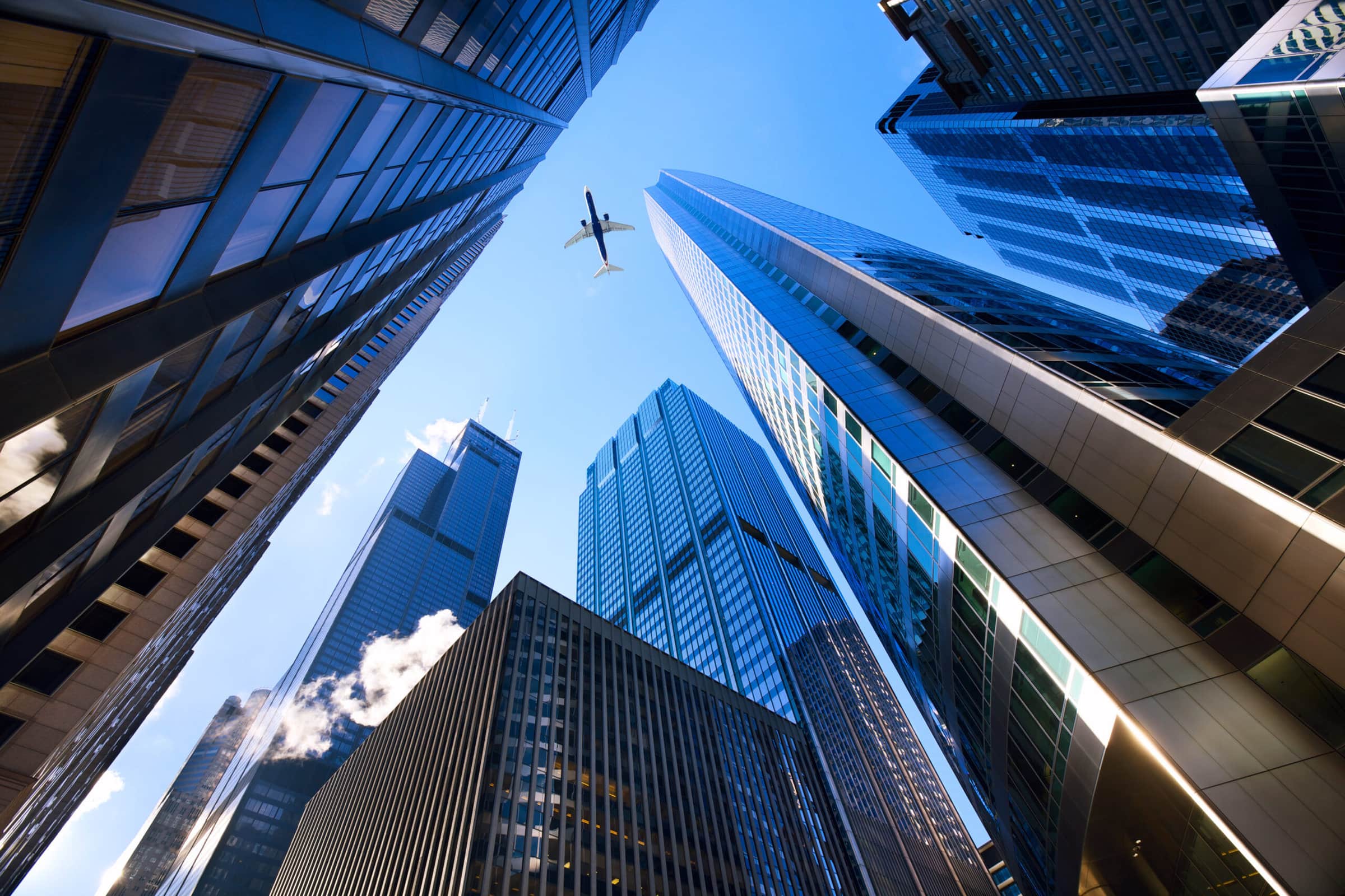 Looking,Up,At,Chicago's,Skyscrapers,In,Financial,District,,Il,,Usa