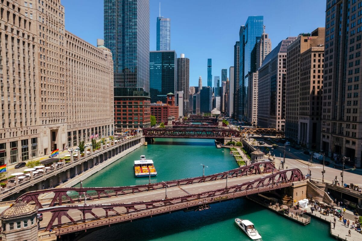 The Chicago River. Photo by Zander Betterton on Unsplash.